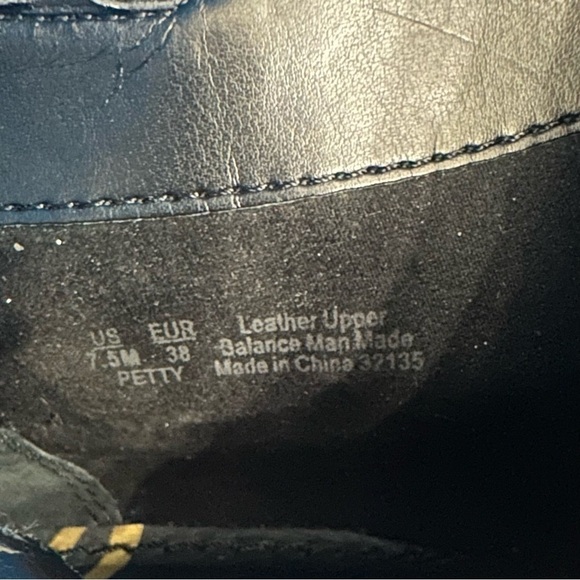 Sam Edelman Petty Leather Zippered Low Heel Ankle Bootie Black Size 7.5 M - Picture 13 of 13